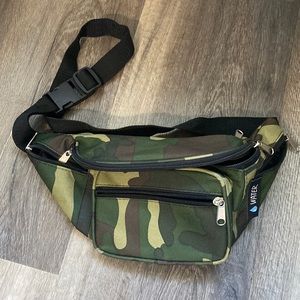 Camo Fanny pak